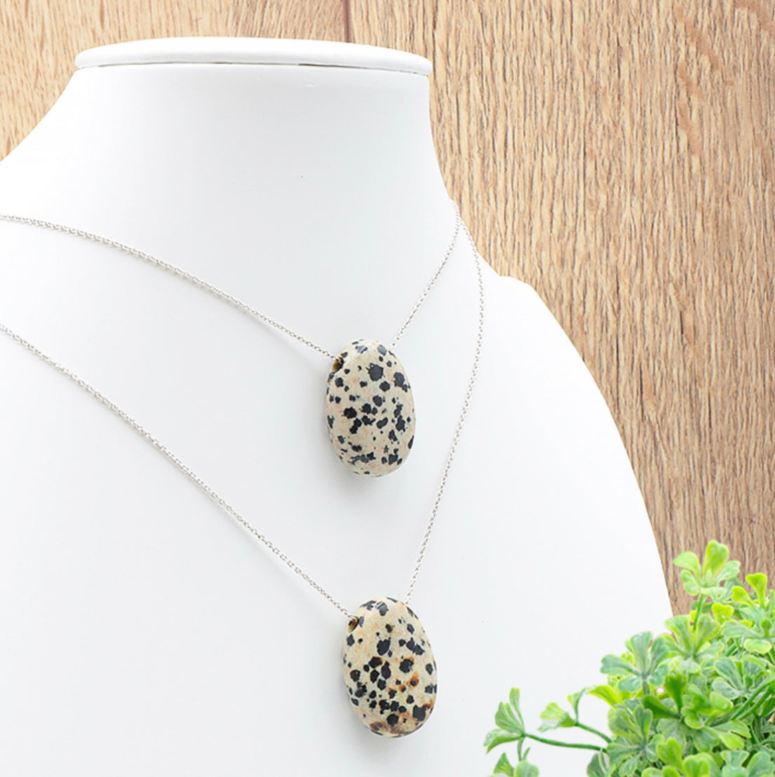 Pendentif Pierre Percée Jaspe Dalmatien qualité A du Mexique