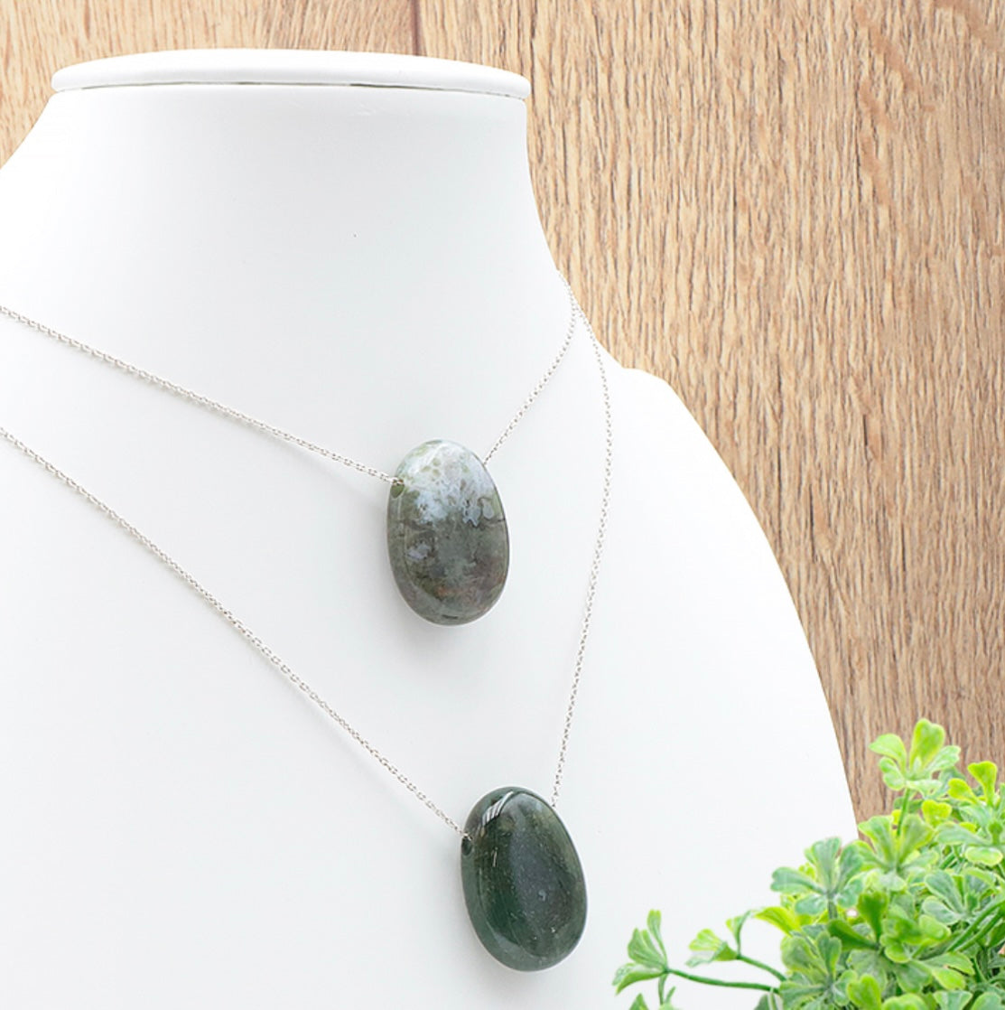 Pendentif Pierre Percée Agate Indienne qualité A d’Inde 20 A 30 MM