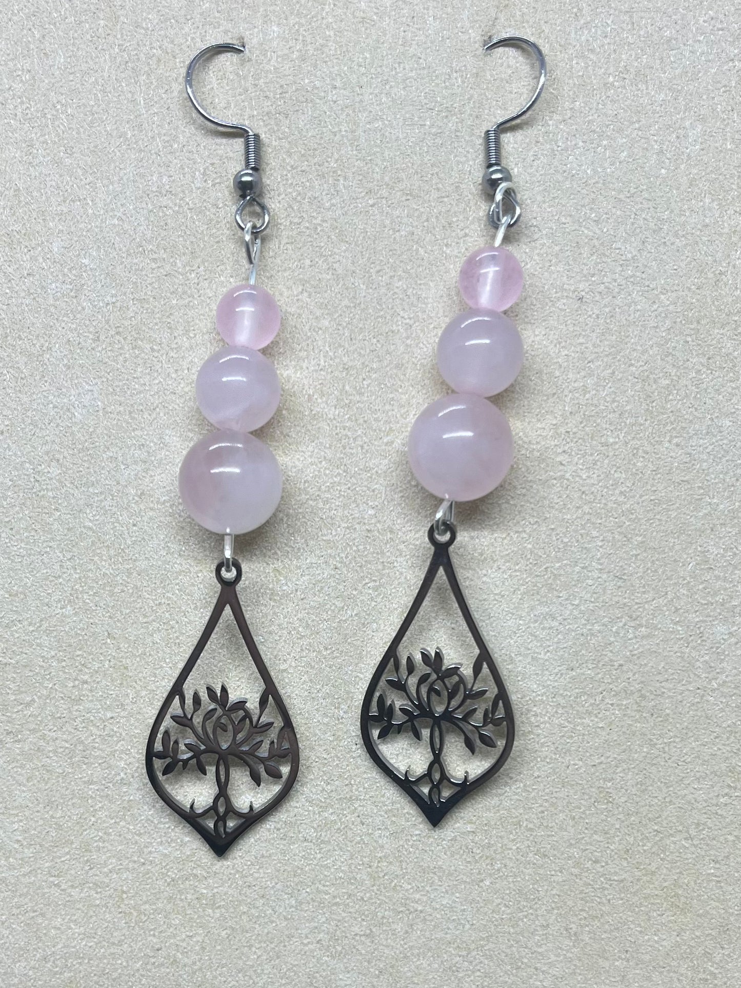 Boucle d’oreilles Quartz rose + Arbre de vie