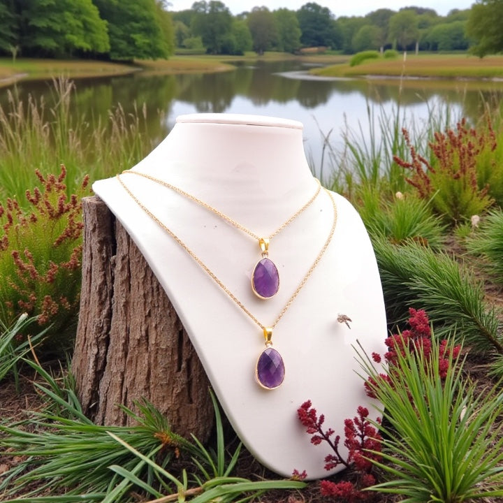 Pendentif Serti Ovale Améthyste du Brésil qualité A